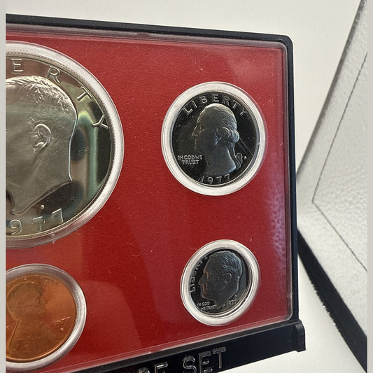 1977-S U.S. six-coin proof set, Lincoln cent to Eisenhower dollar, in original Mint lens (view 2)