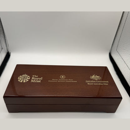 2012 Queen's Diamond Jubilee silver proof set with UK £5, Canada $20 and Australia 50c in wooden case (view 2)