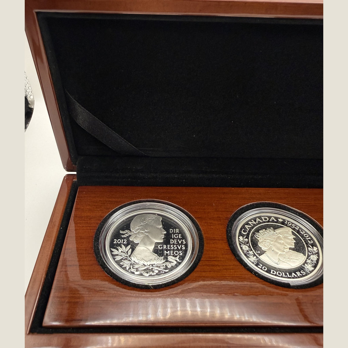 2012 Queen's Diamond Jubilee silver proof set with UK £5, Canada $20 and Australia 50c in wooden case (view 7)