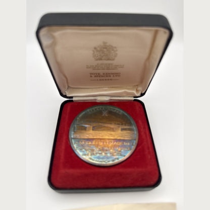 1973 London Bridge opening sterling silver-gilt medal, Corporation of London, with multicolour toning (view 2)