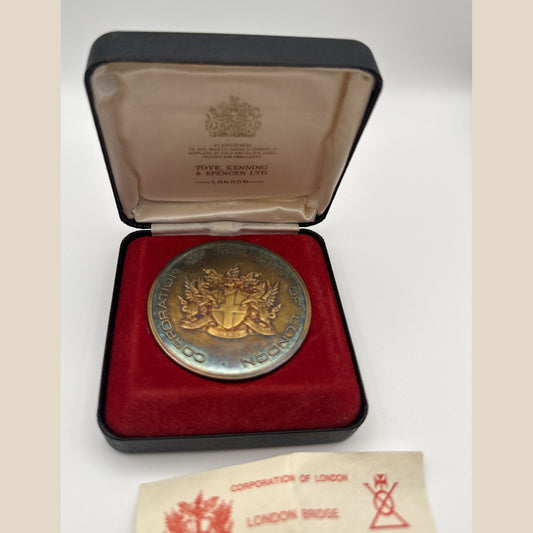 1973 London Bridge opening sterling silver-gilt medal, Corporation of London, with multicolour toning