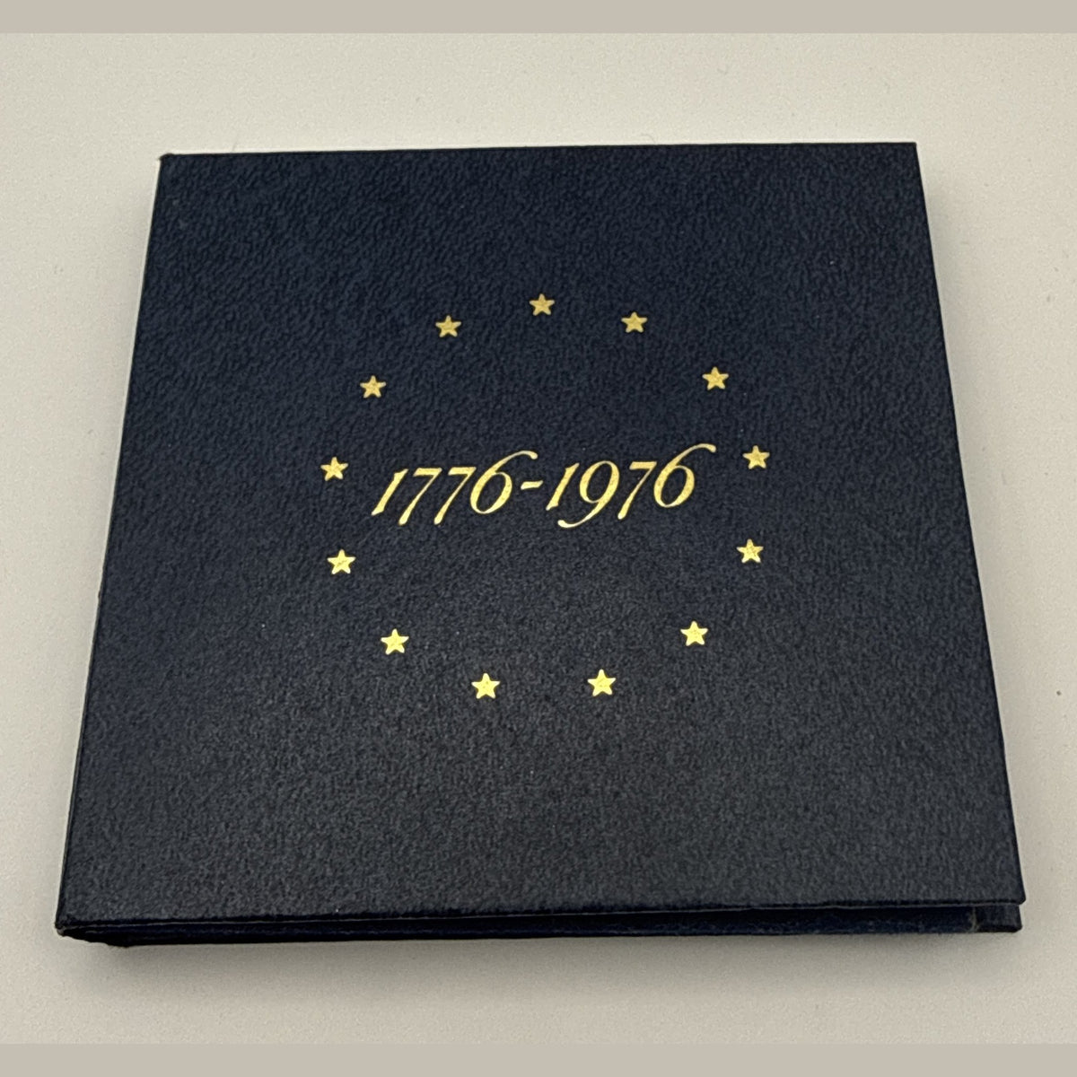 1976-S U.S. Bicentennial 40 percent silver proof three-coin set in blue presentation case
