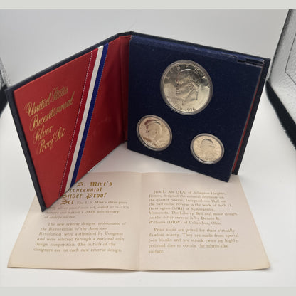 1976-S U.S. Bicentennial 40 percent silver proof three-coin set in blue presentation case (view 3)