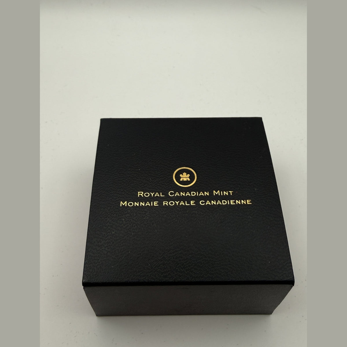 2009 Tyrannosaurus Rex $4 fine silver coin - packaging