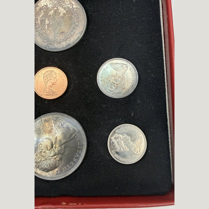 1967 Centennial Presentation Set with Medallion - detail