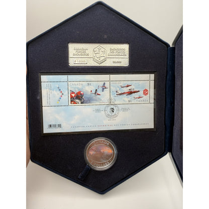2006 Canada $5 Snowbirds Hologram Coin & Stamp Set - packaging