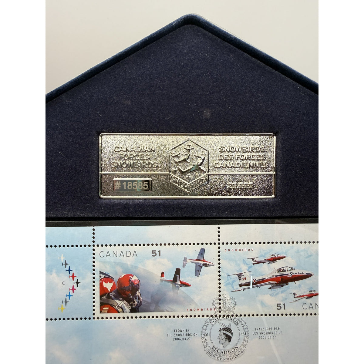 2006 Canada $5 Snowbirds Hologram Coin & Stamp Set - detail