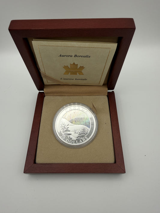 2004 Canada $20 Natural Wonders Aurora Borealis hologram fine silver coin (view 2)